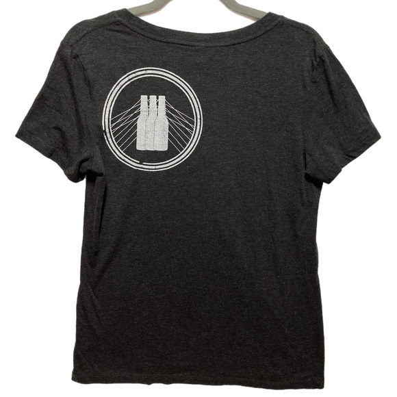 Bend Brewfest XL Vneck SS graphic art Tee Tshirt EUC 7517 - Picture 3 of 4